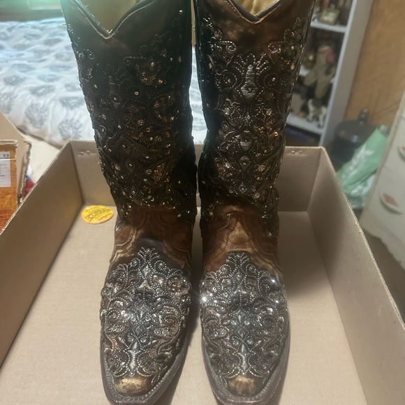 Corral LD Cognac inlay and flowered embroidery Boots Size 6.5 beautiful. - Picture 5 of 8